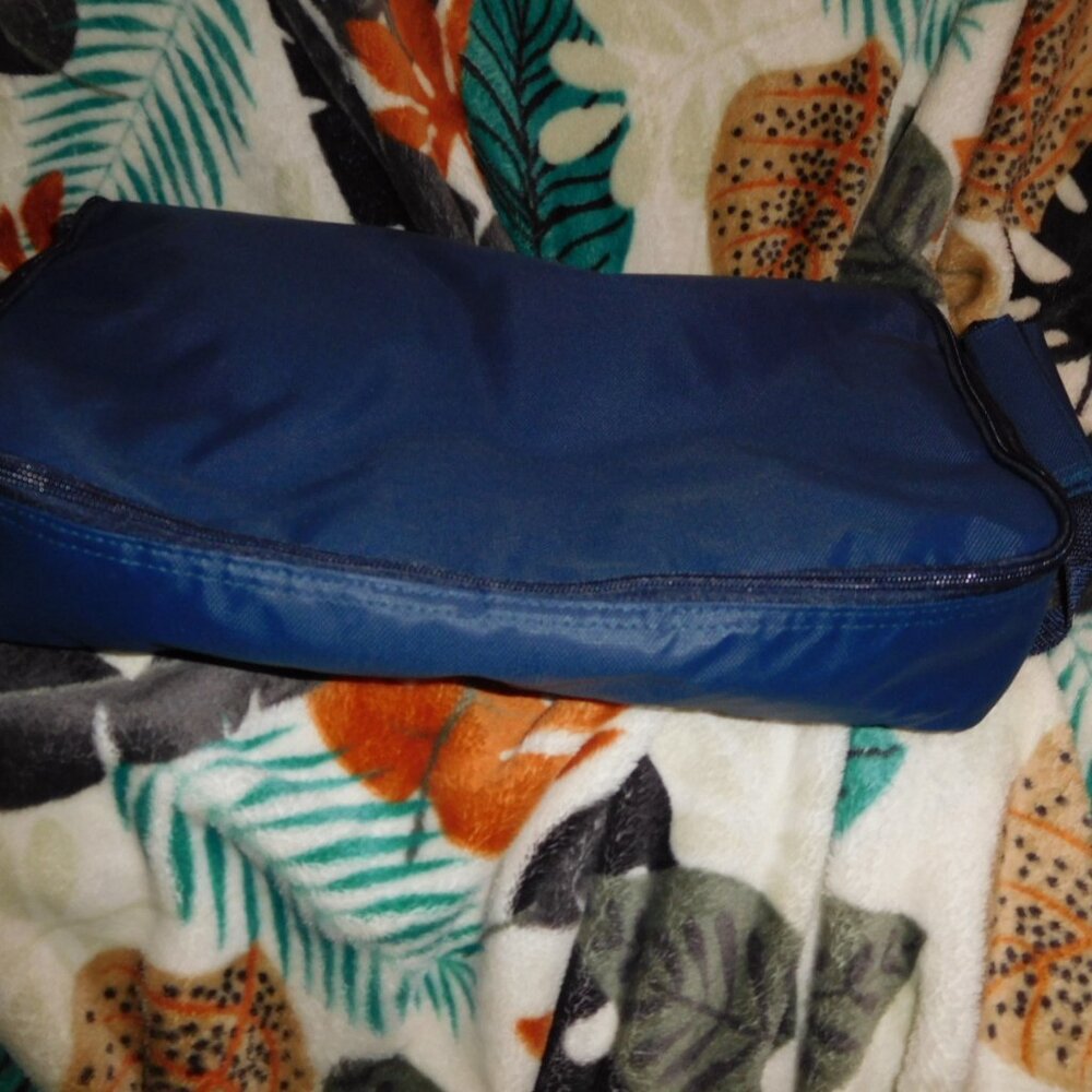 New vintage Kraft foods navy insulated food carrier casserole carrier